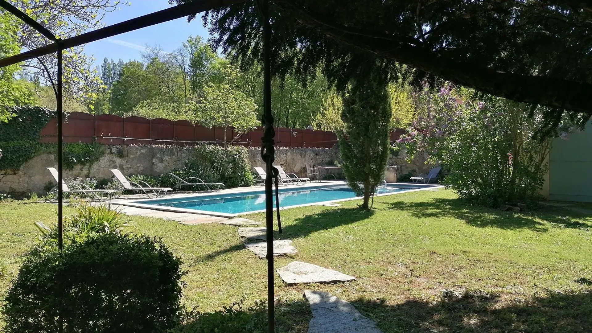 Croassecorbeau Maison De Famille Au Pied Du Ventoux Malaucene 0*,  France